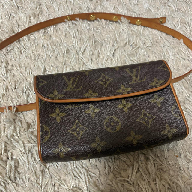 LOUIS VUITTON(ルイヴィトン)のVUITTON ウエストポーチ メンズのバッグ(ウエストポーチ)の商品写真