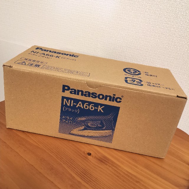 Panasonic(パナソニック)のPanasonic　アイロン　NI-A66-K スマホ/家電/カメラの生活家電(アイロン)の商品写真