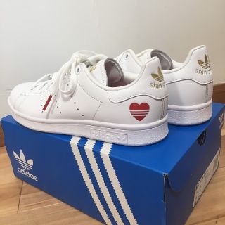 アディダス(adidas)の【新品】adidas スタンスミス ハート（ホワイト:22.5㎝）(スニーカー)