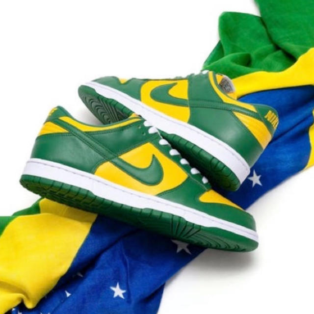 NIKE(ナイキ)のNike Dunk Low SP Blazil ダンク　ブラジル　28.5 メンズの靴/シューズ(スニーカー)の商品写真