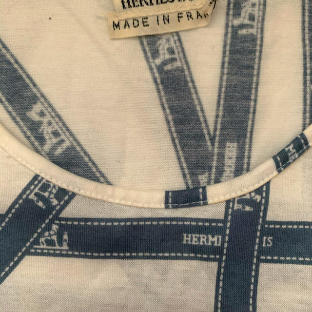 Hermes(エルメス)のエルメス　リボン柄Tシャツ レディースのトップス(Tシャツ(半袖/袖なし))の商品写真