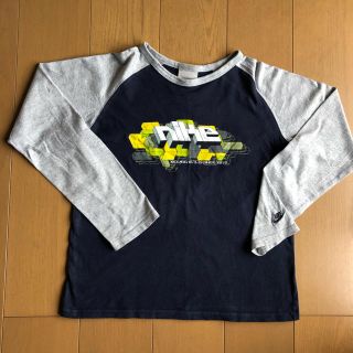 ナイキ(NIKE)のNIKE 長袖　ロンT  長袖Tシャツ　140 150(Tシャツ/カットソー)