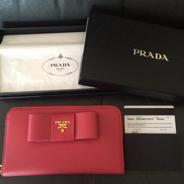 PRADA(プラダ)の新品 プラダ 財布 サフィアーノ バッグ レディースのファッション小物(財布)の商品写真