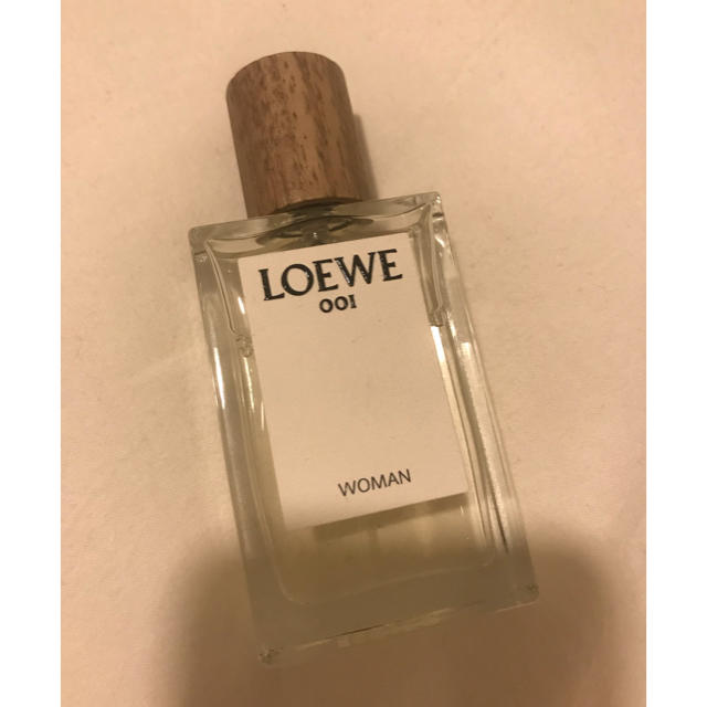 LOEWE(ロエベ)のYuki様専用LOEWE 香水30㎖ 001 WOMEN コスメ/美容の香水(香水(女性用))の商品写真