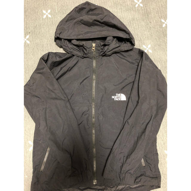 THE NORTH FACE(ザノースフェイス)のノースフェイス コンパクトジャケット ブラック 140 キッズ/ベビー/マタニティのキッズ服男の子用(90cm~)(ジャケット/上着)の商品写真