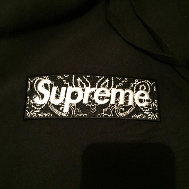 Supreme(シュプリーム)のSupreme Bandana Box Logo Sweatshirt L メンズのトップス(パーカー)の商品写真