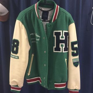 トミーヒルフィガー(TOMMY HILFIGER)のトミースタジアムジャンパー(スタジャン)