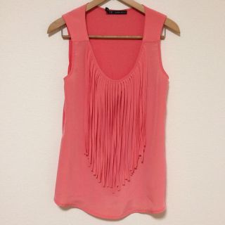 ザラ(ZARA)のZARA トップス (カットソー(半袖/袖なし))