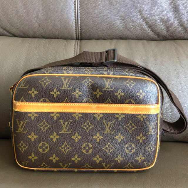 LOUIS VUITTON - 【ルイヴィトン】リポーター　モノグラム