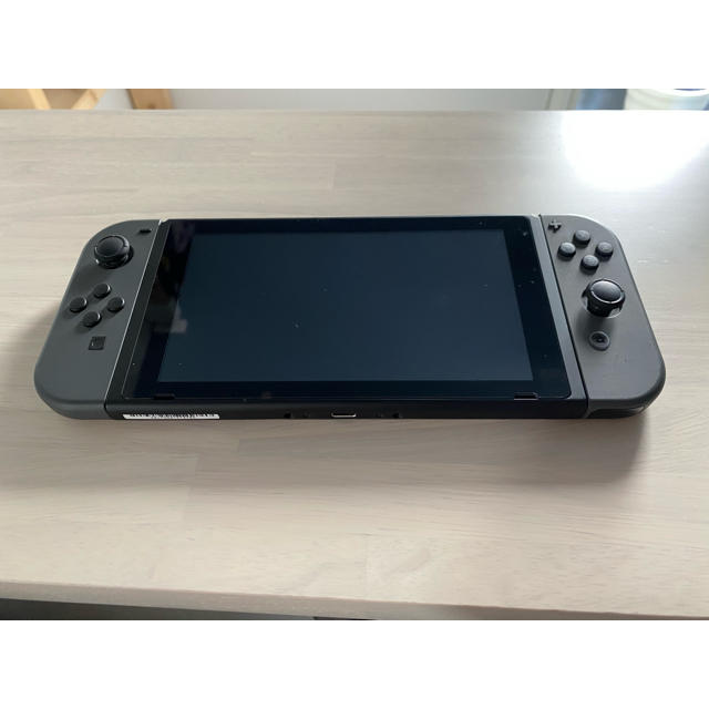 任天堂　switch 本体