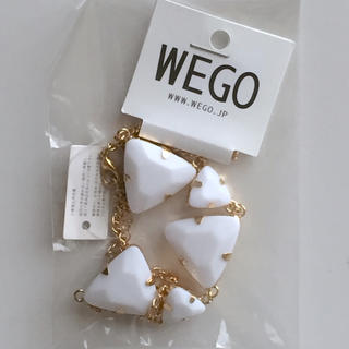 ウィゴー(WEGO)の三角ビジューネックレス 白(ネックレス)