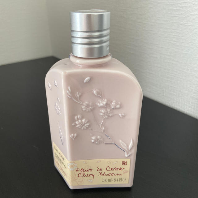 L'OCCITANE(ロクシタン)のロクシタンボディミルク コスメ/美容のボディケア(ボディローション/ミルク)の商品写真