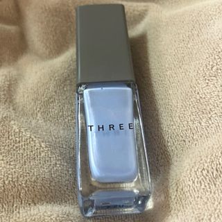 スリー(THREE)のTHREE  ネイルポリッシュ　X35 ブルー　スリー(マニキュア)