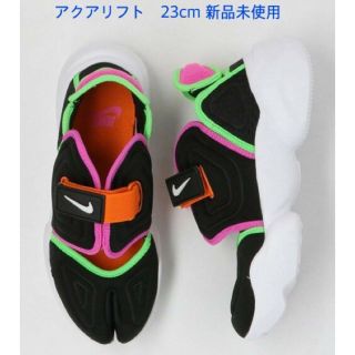 ナイキ(NIKE)のNIKE アクアリフト　23cm (スニーカー)