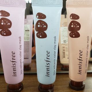 イニスフリー(Innisfree)のイニスフリー ヴォルカニック クレイマスク未使用3個(パック/フェイスマスク)