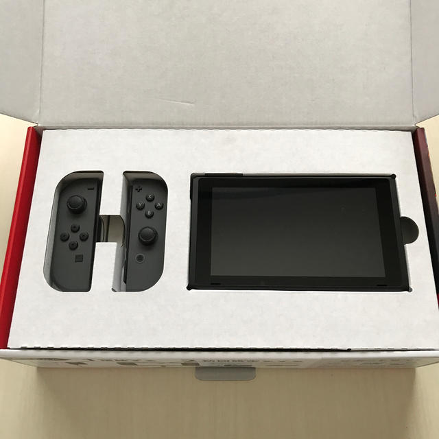 Nintendo Switch(ニンテンドースイッチ)のNintendo Switch Joy-Con(L)/(R) グレー　中古 エンタメ/ホビーのゲームソフト/ゲーム機本体(家庭用ゲーム機本体)の商品写真