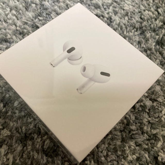 AirPods Pro（エアポッド）MWP22J/A