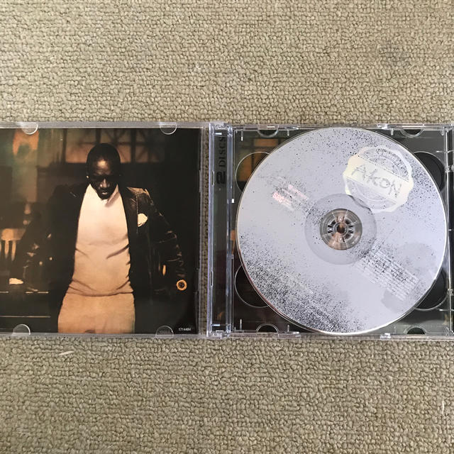 AKON Konvicted エンタメ/ホビーのCD(ヒップホップ/ラップ)の商品写真