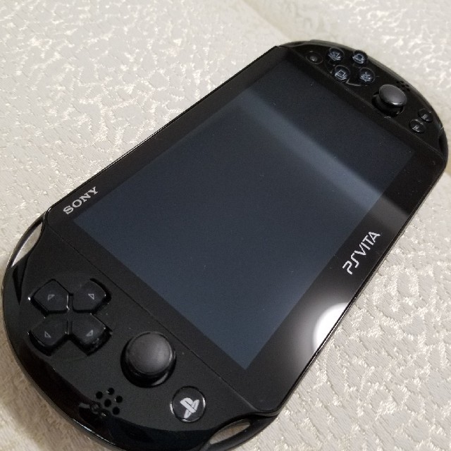 PlayStation®Vita ブラック Wi-Fiモデル PCH-2000 1