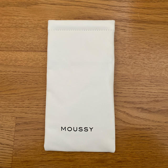 moussy(マウジー)のマウジー　メガネケース レディースのファッション小物(サングラス/メガネ)の商品写真