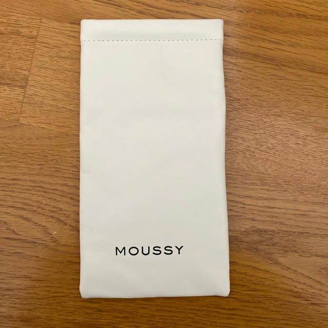 moussy(マウジー)のマウジー　メガネケース レディースのファッション小物(サングラス/メガネ)の商品写真