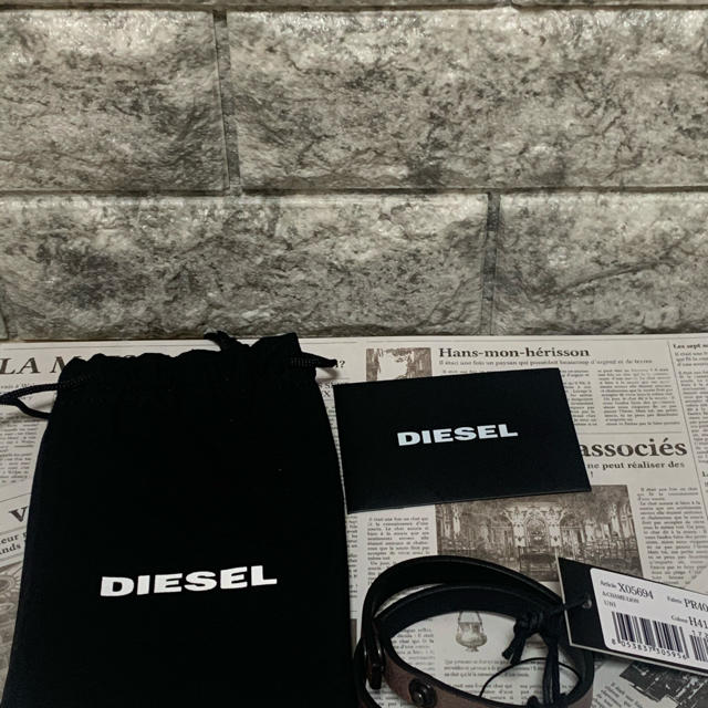 DIESEL(ディーゼル)のディーゼル メンズのアクセサリー(ブレスレット)の商品写真