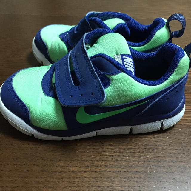 NIKE(ナイキ)のナイキ 14.0 キッズ/ベビー/マタニティのベビー靴/シューズ(~14cm)(スニーカー)の商品写真