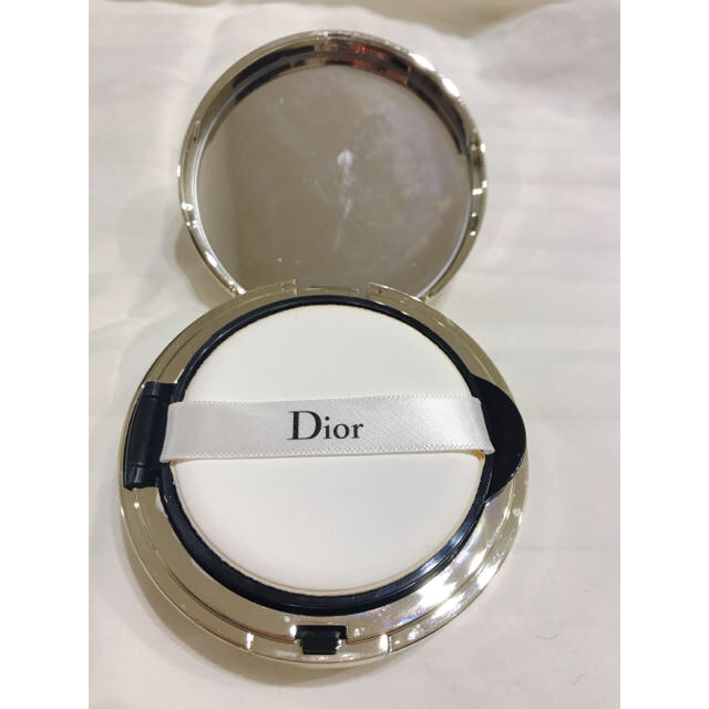 Christian Dior(クリスチャンディオール)のChristian Dior ディオール　SPF50 ファンデーション コスメ/美容のベースメイク/化粧品(ファンデーション)の商品写真