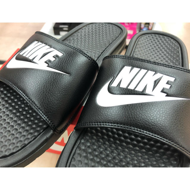 NIKE(ナイキ)のNIKEナイキ BENASSI JDI28.0cm ベナッシ シャワーサンダル  メンズの靴/シューズ(サンダル)の商品写真