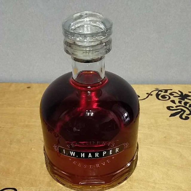 値下げ!【古酒 終売品】I.W.HARPER プレジデント リザーブ ウイスキー-