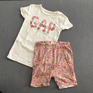 ベビーギャップ(babyGAP)のぼたん様専用　Baby GAP 女の子 半袖パジャマ 5Y 110(パジャマ)