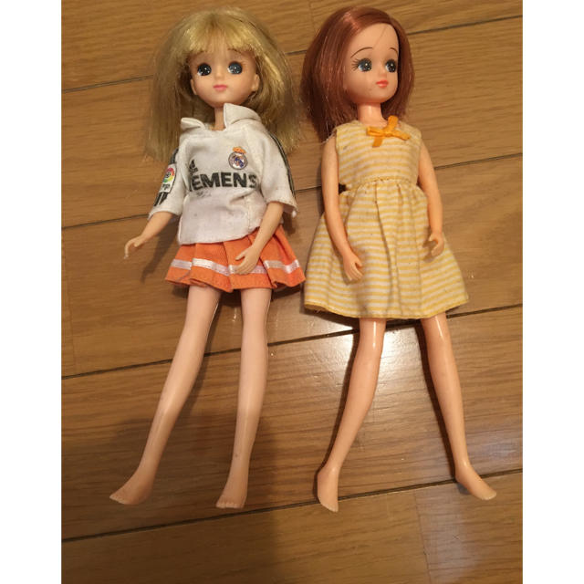 リカちゃん人形2体とその他家具、小物など キッズ/ベビー/マタニティのおもちゃ(ぬいぐるみ/人形)の商品写真