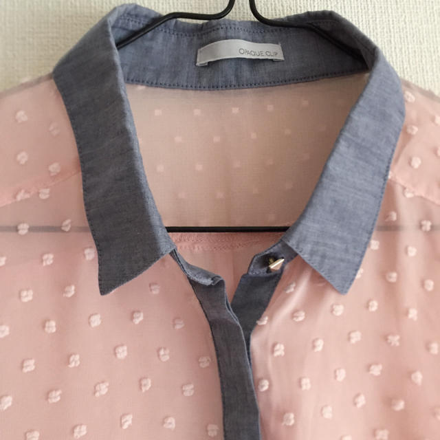 OPAQUE.CLIP(オペークドットクリップ)の薄ピンクのブラウス レディースのトップス(カットソー(半袖/袖なし))の商品写真