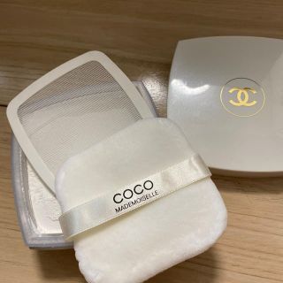 シャネル(CHANEL)のCHANEL ココマドモアゼル　ボディパウダー(ボディパウダー)