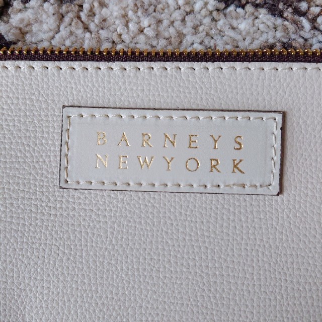 BARNEYS NEW YORK(バーニーズニューヨーク)のBARNEYS NEW YORK ポーチ レディースのファッション小物(ポーチ)の商品写真