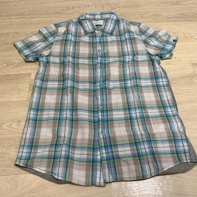 DIESEL(ディーゼル)のディーゼル　子供服　２枚セット　半袖 キッズ/ベビー/マタニティのキッズ服女の子用(90cm~)(Tシャツ/カットソー)の商品写真