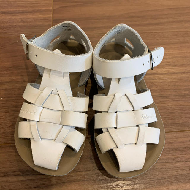 SALT WATER SANDALS（ソルトウォーター）US7 キッズ/ベビー/マタニティのベビー靴/シューズ(~14cm)(サンダル)の商品写真