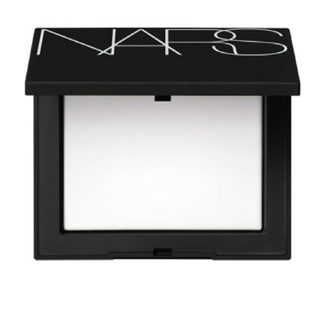 NARS(ナーズ)のNARS ライトリフレフティングセッティングパウダープレストN10g コスメ/美容のベースメイク/化粧品(フェイスパウダー)の商品写真