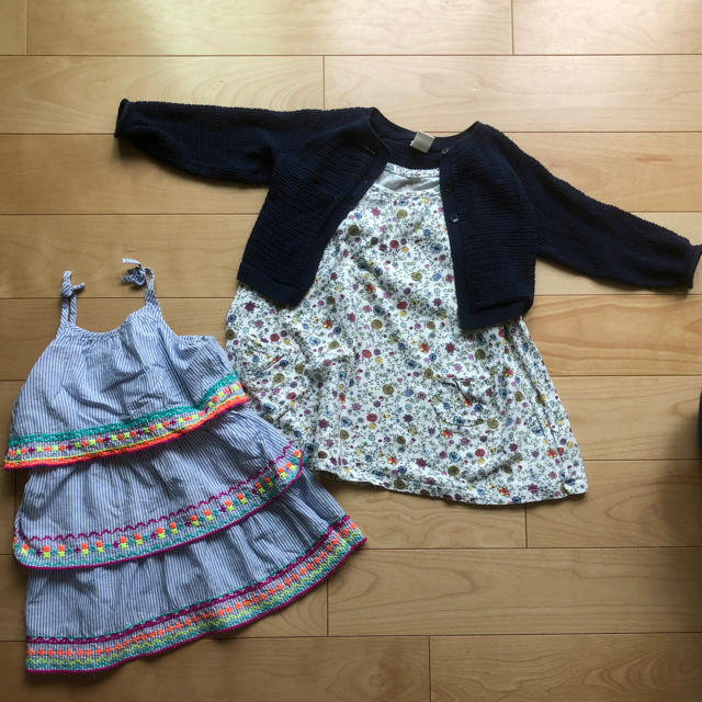 babyGAP(ベビーギャップ)の女の子 80-90 3点まとめ売り キッズ/ベビー/マタニティのキッズ服女の子用(90cm~)(その他)の商品写真