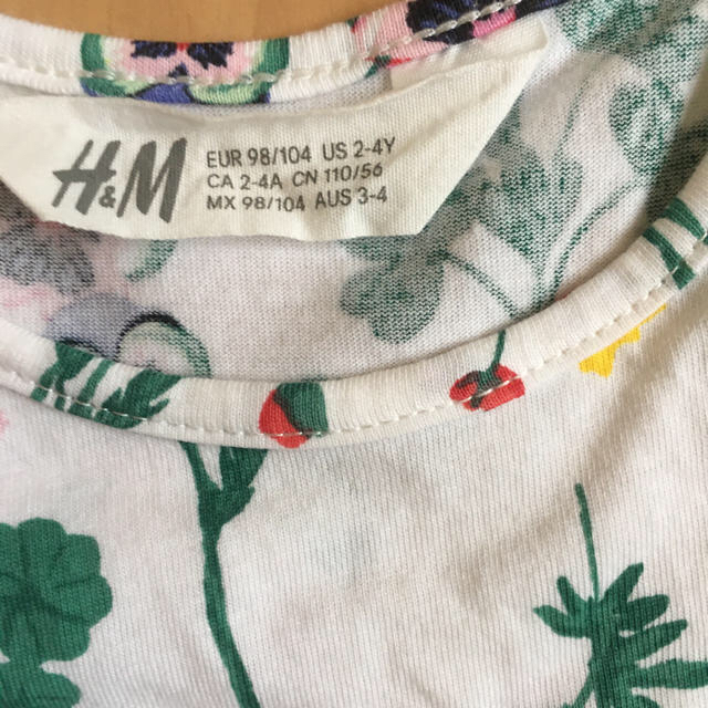 H&M(エイチアンドエム)の❁︎H&Mワンピース3枚セット❁︎ キッズ/ベビー/マタニティのキッズ服女の子用(90cm~)(ワンピース)の商品写真