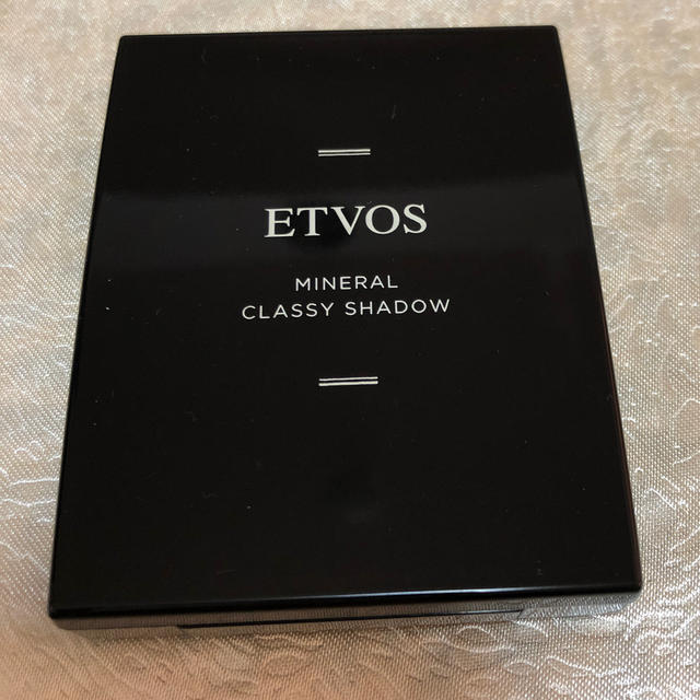 ETVOS(エトヴォス)の【新品・未使用】ETOVOS ミネラルクラッシィシャドー　ビタミンソルベ コスメ/美容のベースメイク/化粧品(アイシャドウ)の商品写真