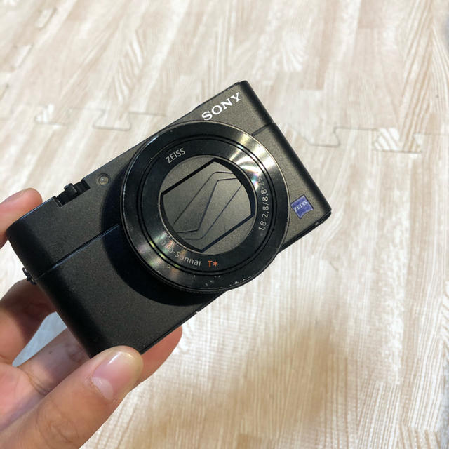 コンパクトデジタルカメラsony rx100m5 ジャンク品