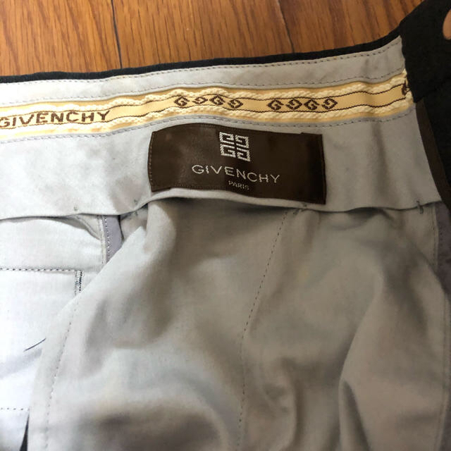 GIVENCHY(ジバンシィ)の【値下げしました】GIVENCHY スラックス① メンズのスーツ(スラックス/スーツパンツ)の商品写真