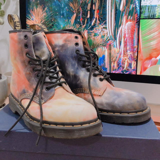 希少 未使用 Dr.Martens ドクターマーチン 8ホール - ブーツ