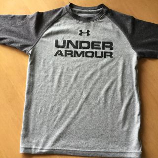 アンダーアーマー(UNDER ARMOUR)のアンダーアーマー Tシャツ 美品(Tシャツ/カットソー)