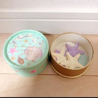 レメルヴェイユーズラデュレ(Les Merveilleuses LADUREE)の新品 未使用 ラデュレ フェイスカラー アイカラー ジルスチュアート 好きにも(フェイスパウダー)