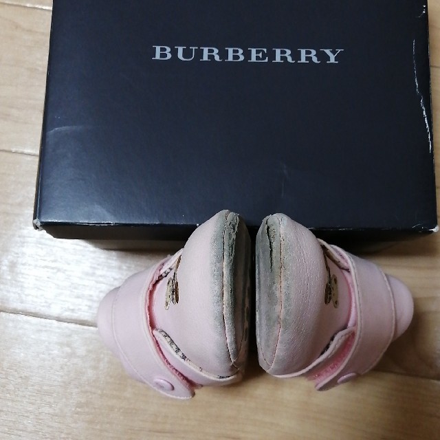 BURBERRY(バーバリー)のバーバリー　ベビーシューズ　12センチ キッズ/ベビー/マタニティのベビー靴/シューズ(~14cm)(スニーカー)の商品写真