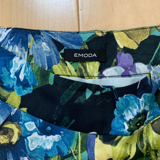 EMODA(エモダ)のEMODA ショートパンツ レディースのパンツ(ショートパンツ)の商品写真