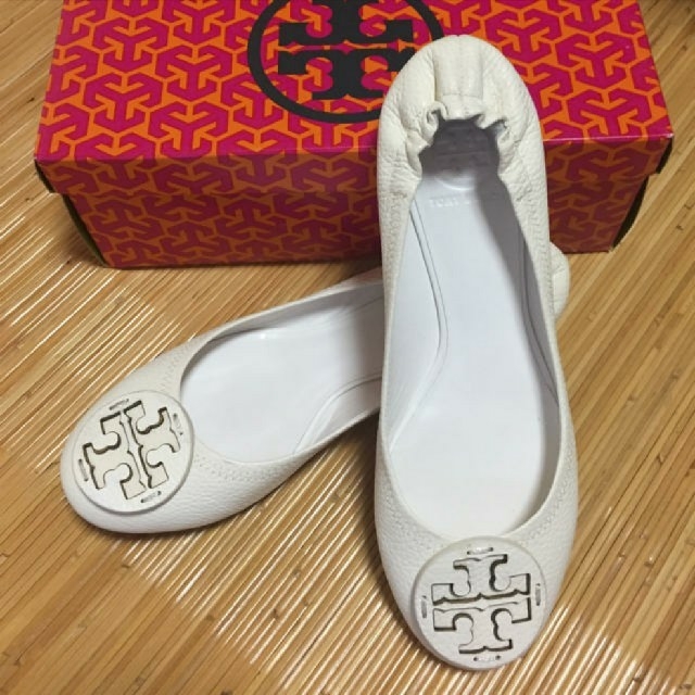 Tory Burch(トリーバーチ)のトリーバーチフラットシューズ レディースの靴/シューズ(バレエシューズ)の商品写真