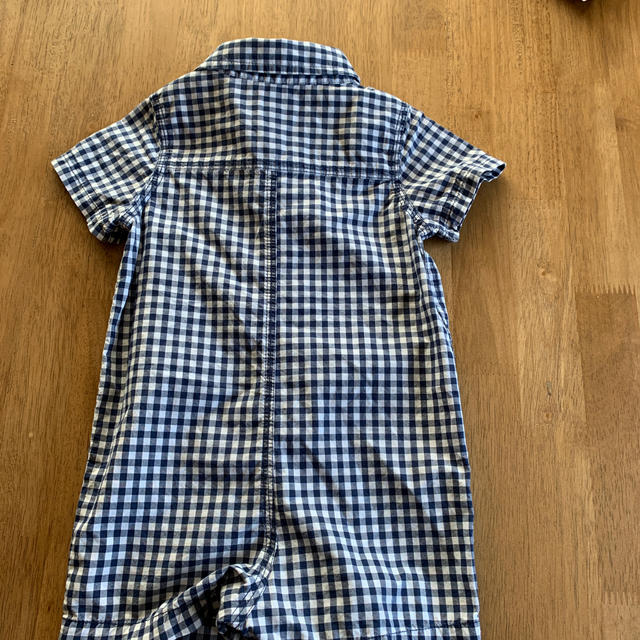 GAP(ギャップ)のGAP ギンガムチェック　シャツ オール　ロンパース　70 キッズ/ベビー/マタニティのベビー服(~85cm)(ロンパース)の商品写真